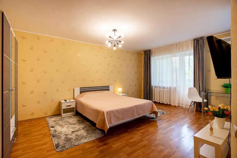 Apartment Near Central Avenue Николаев Экстерьер фото
